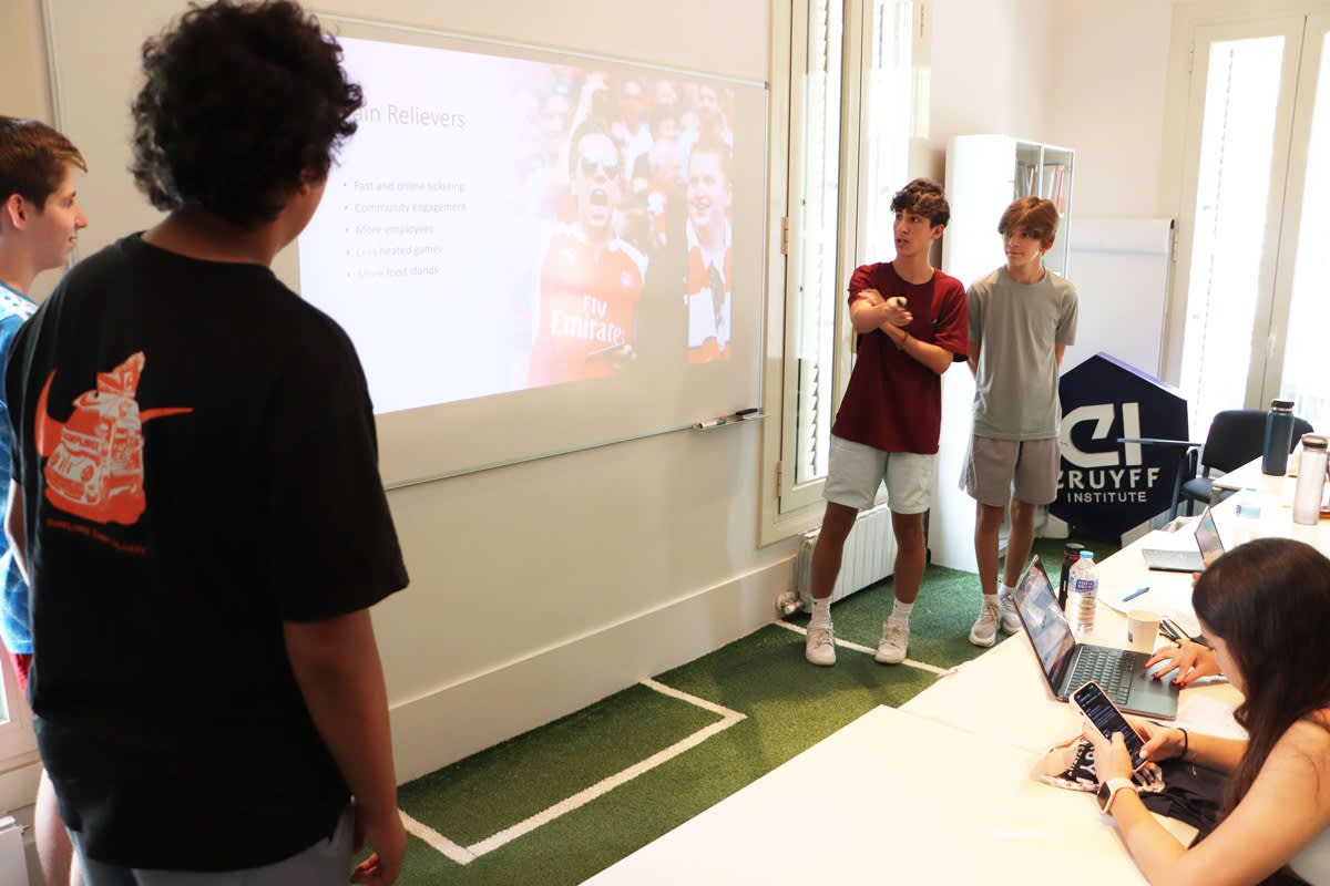 students in presentation