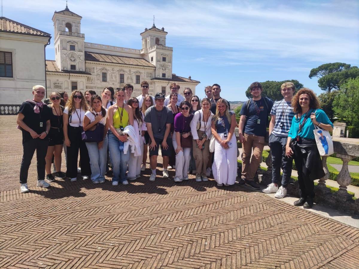 Students posing near the Spanish steps in Rome
