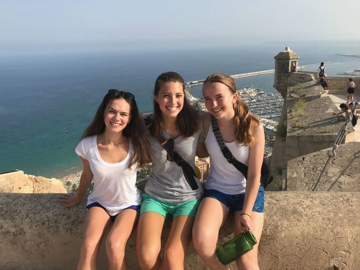 Students posing on castle overlook in Alicante