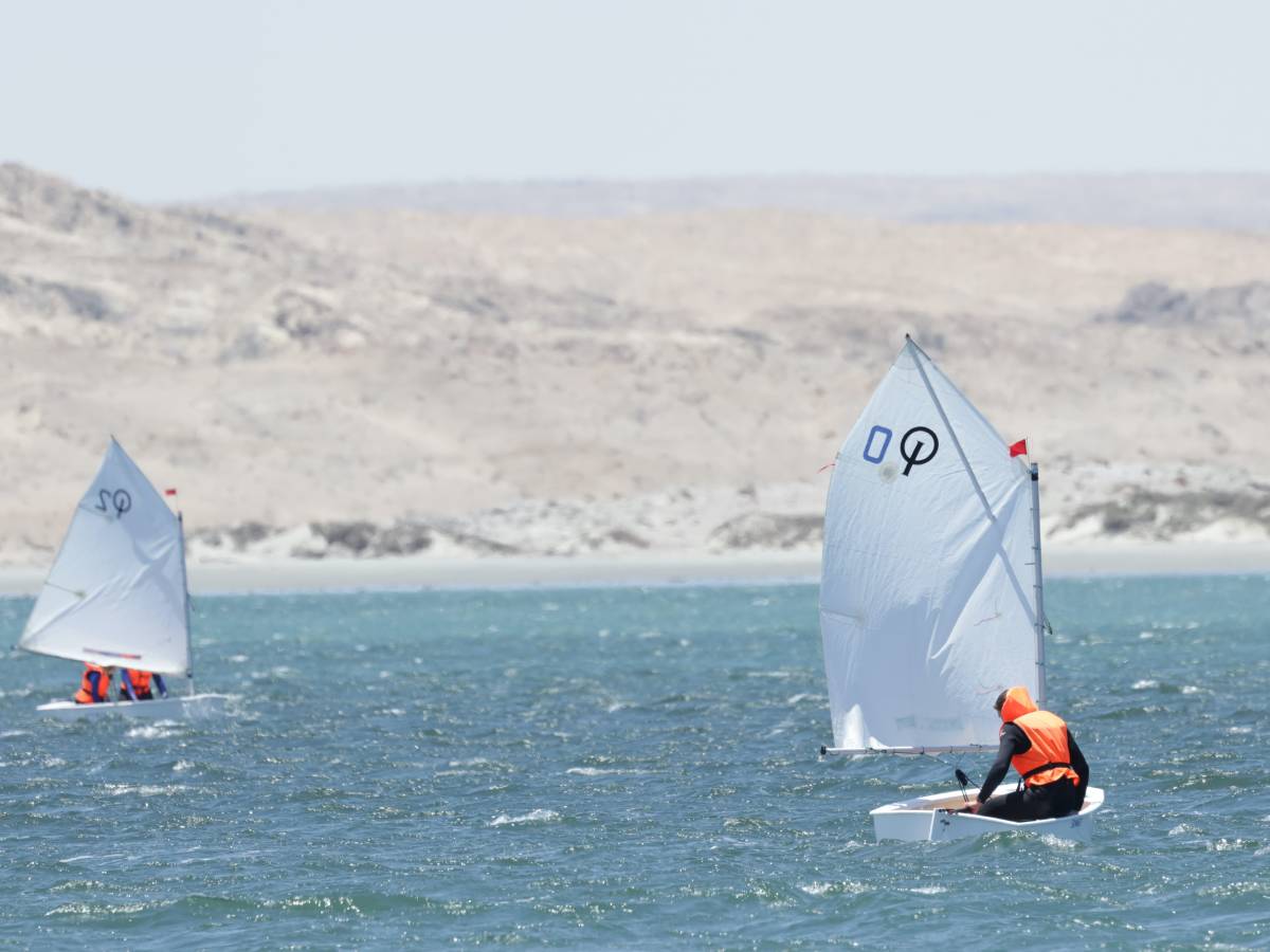 Students sailing on the South Atlantic ocean