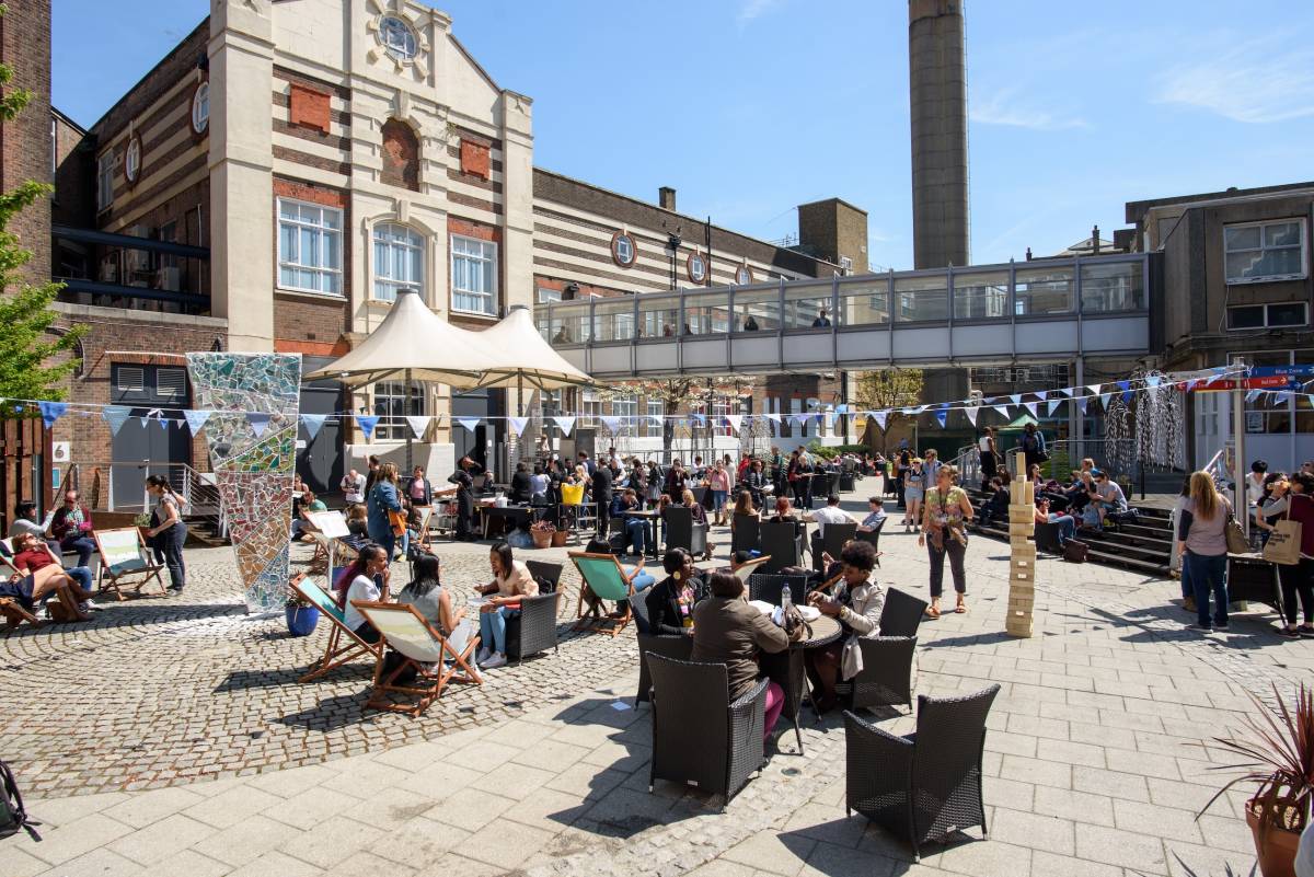 Study Abroad in England (London Metropolitan University)