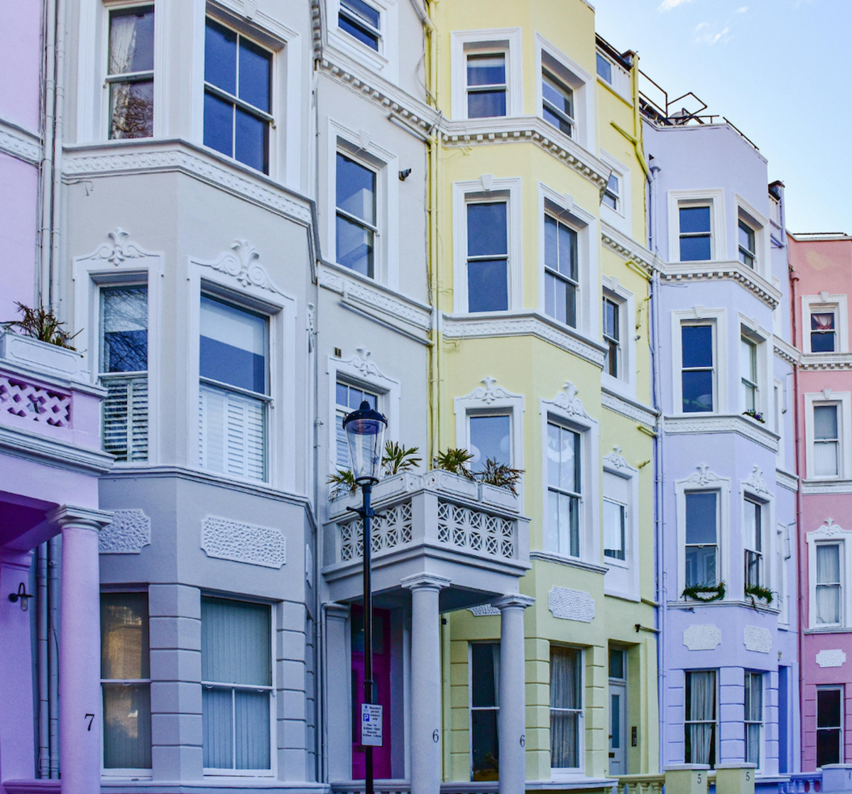 Study Abroad in England (Richmond American University)