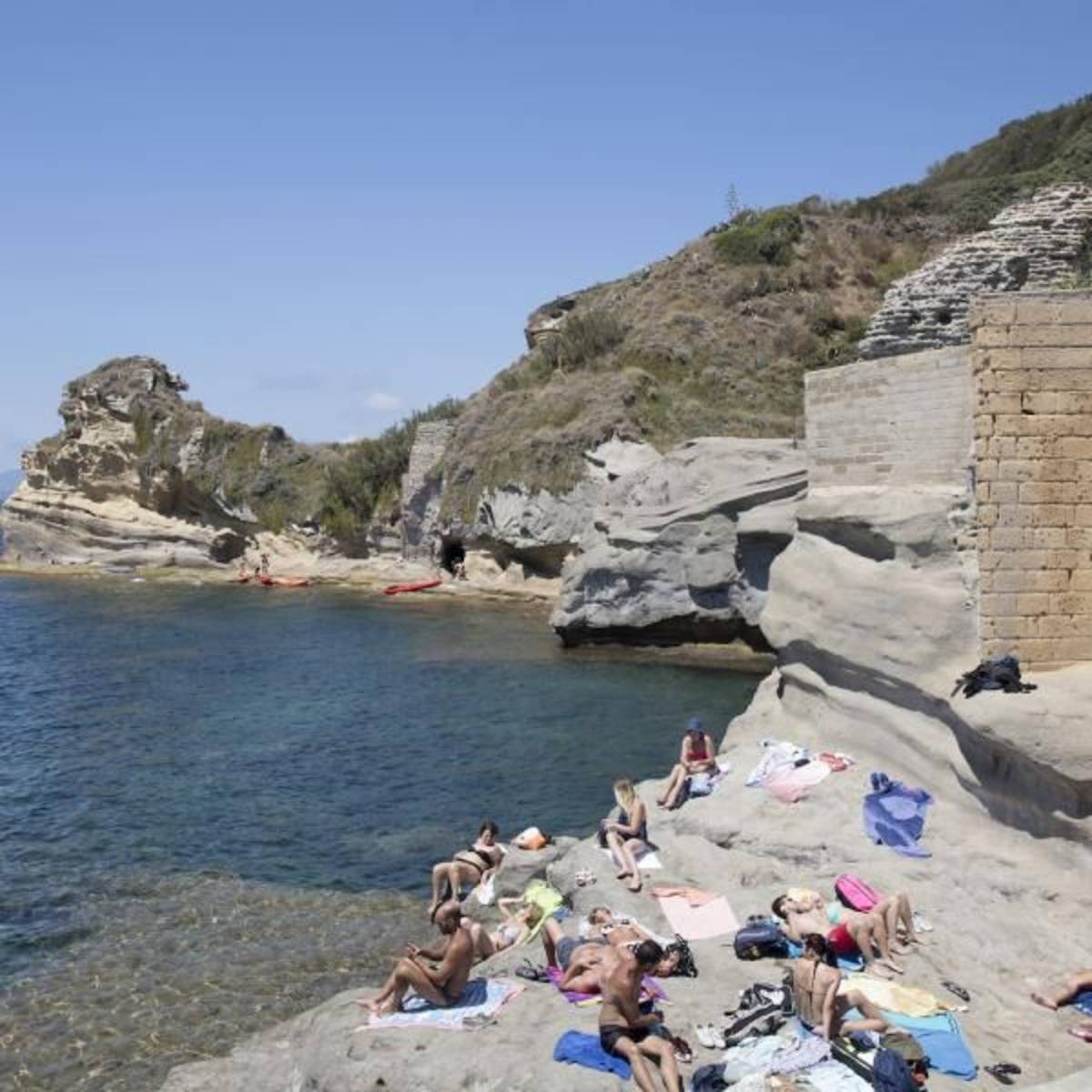 Volunteer in Italy