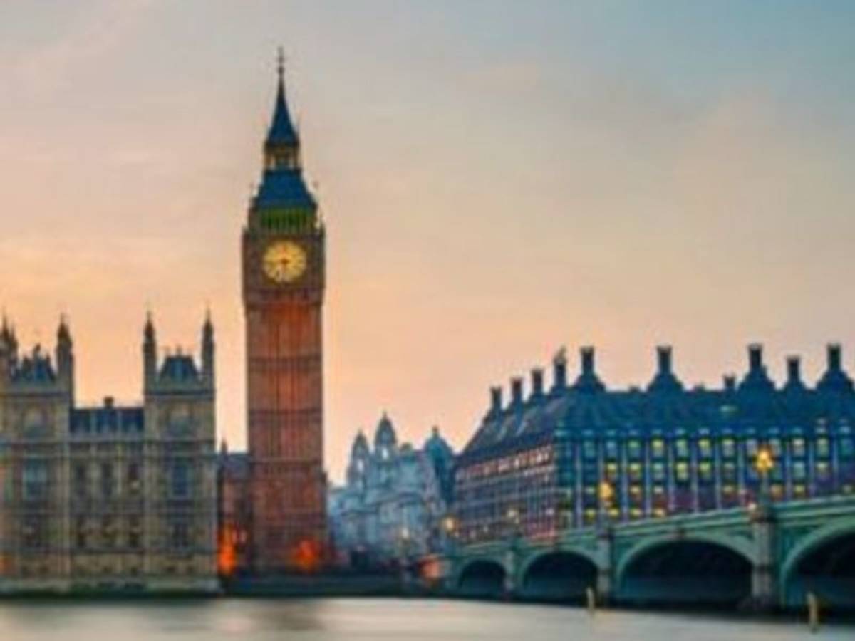 The iconic Big Ben clock tower and Houses of Parliament in London, UK.