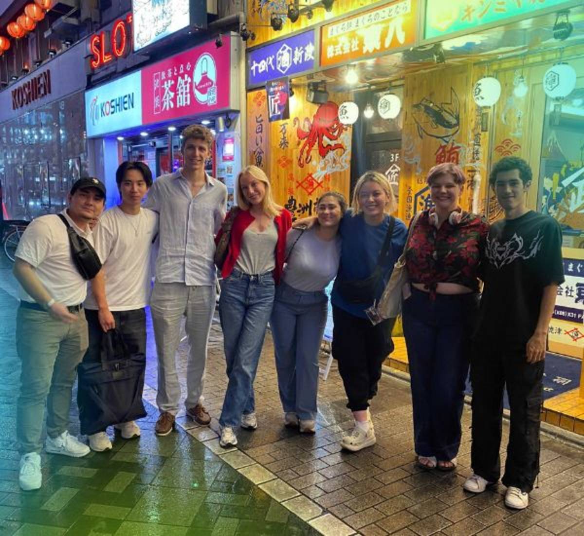 The Intern Group interns in Tokyo