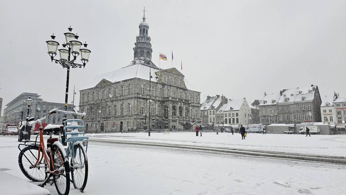 The Markt square on a snowy day in winter
