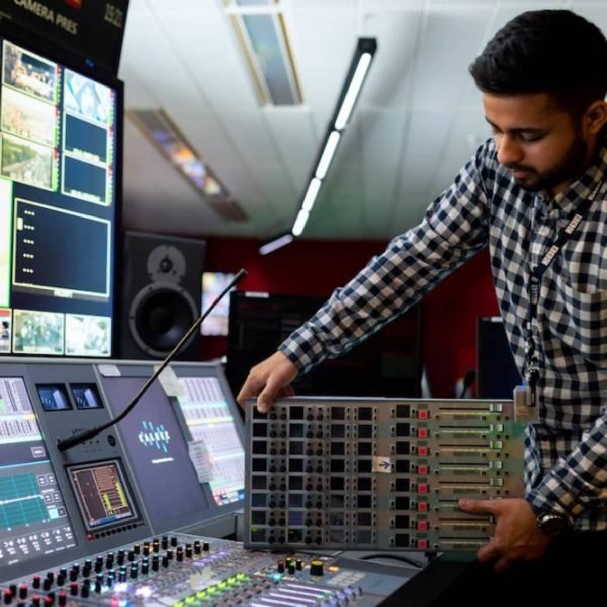 sound studio engineering