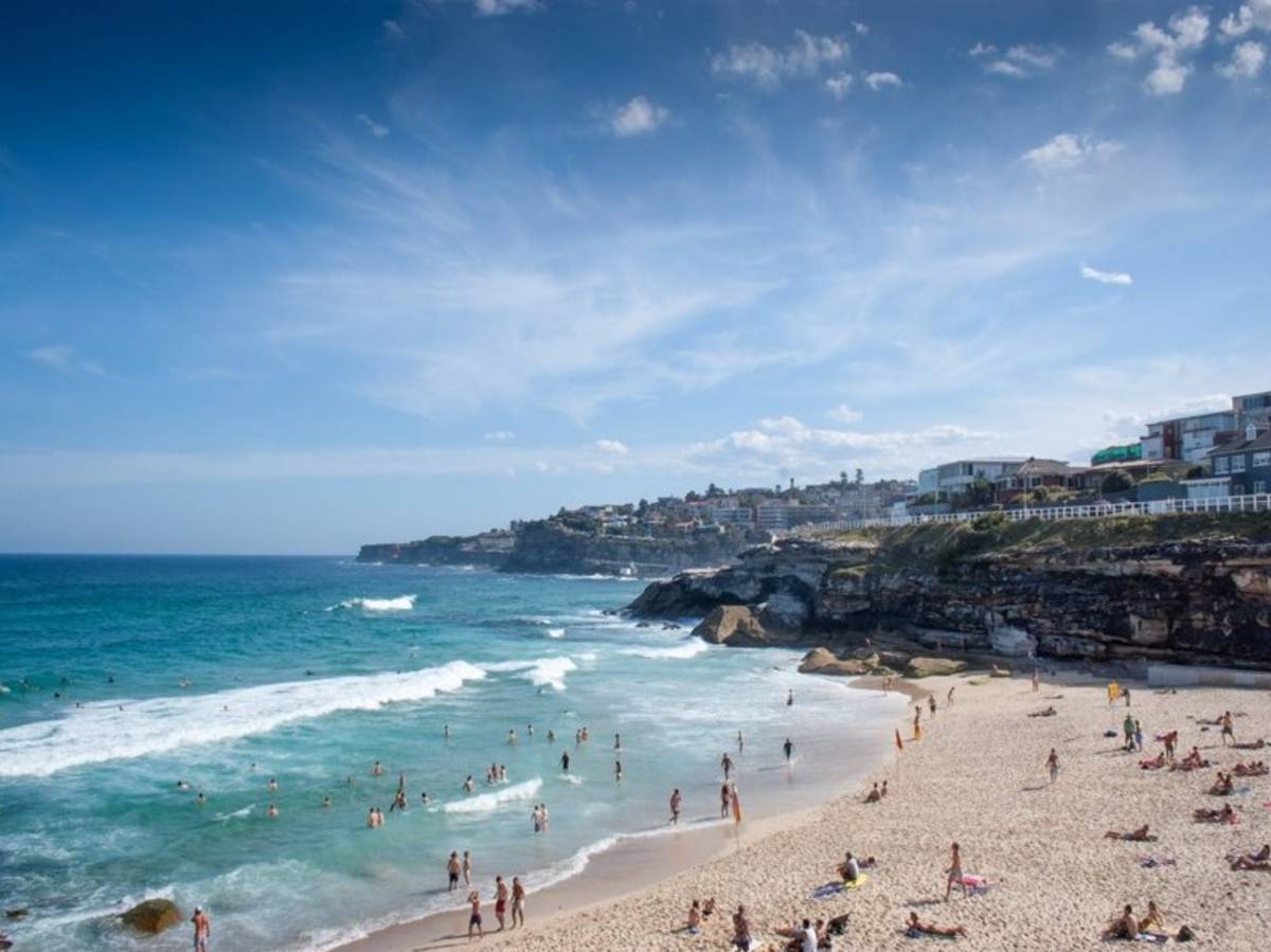 Travellers enjoying the sunny beach lifestyle in Australia