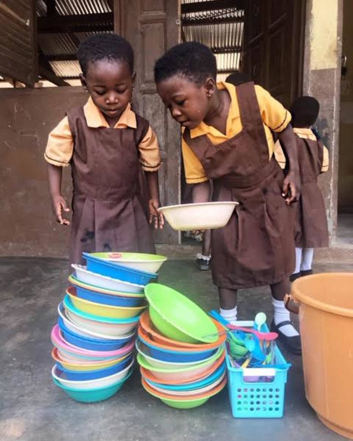 Volunteer in Ghana with IVHQ