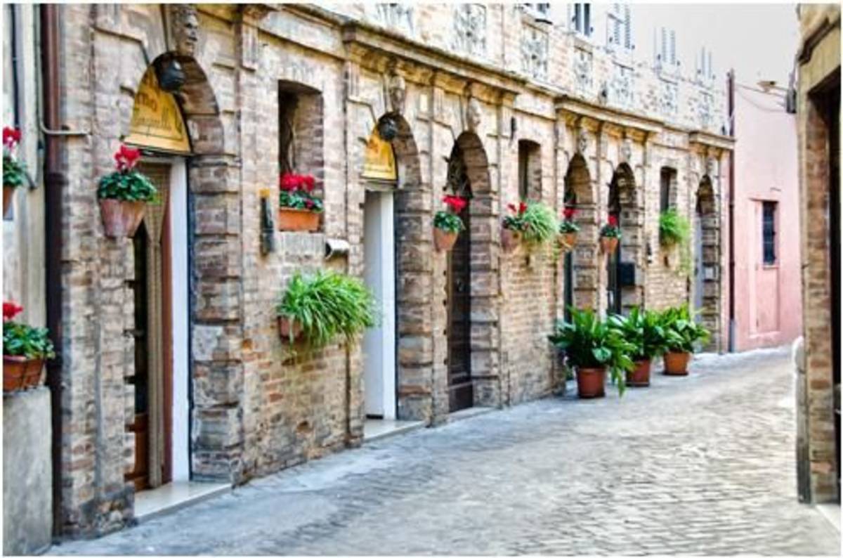 Via Falleroni Recanati