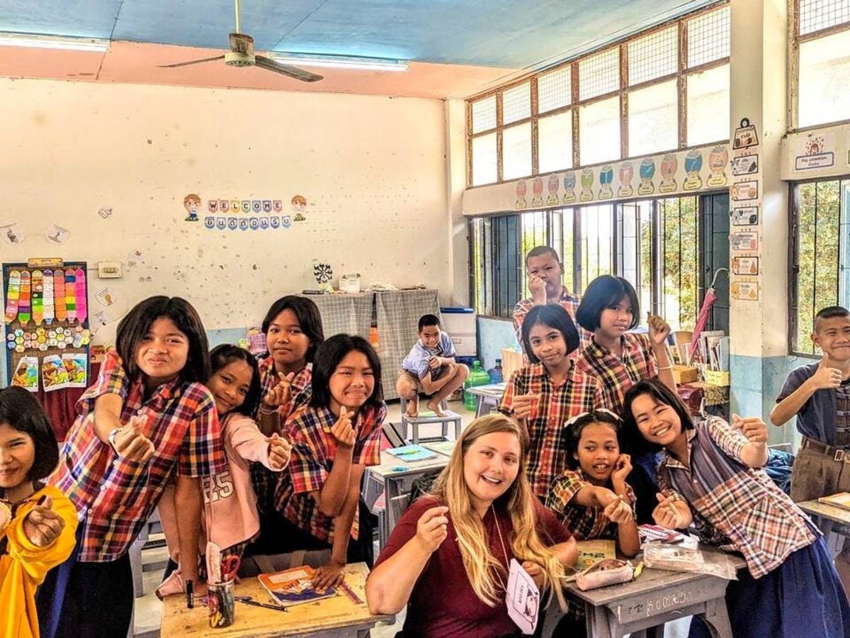 Volunteer in a classroom