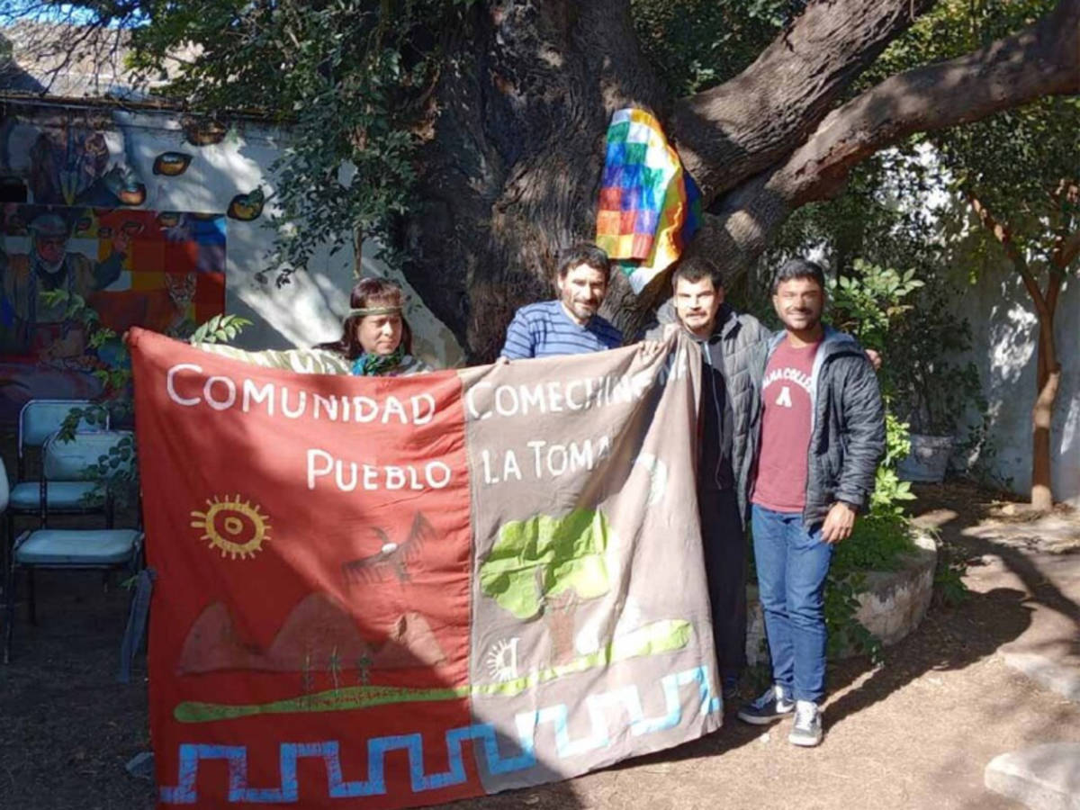 volunteer in a community helping