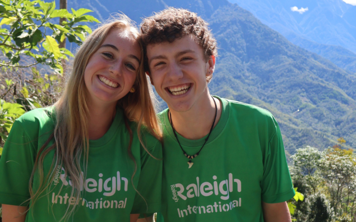 Volunteer in Borneo - Raleigh International venturers