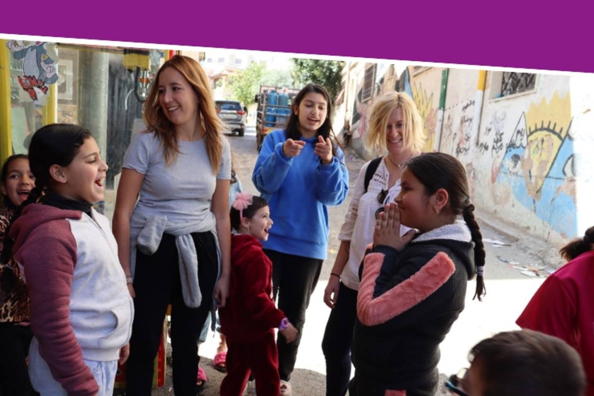 Volunteer with Palestinian Refugees 