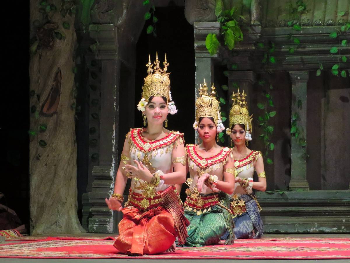 Women in traditional Cambodian garments performing