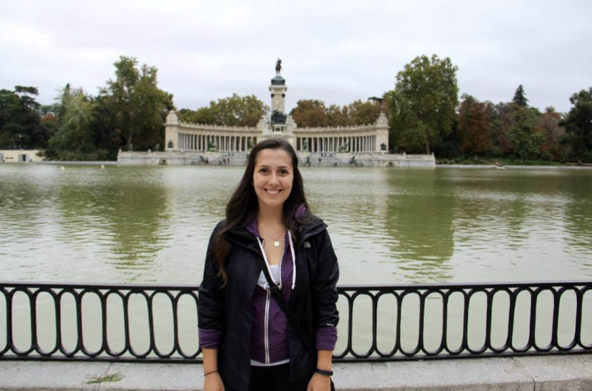World Explorers Program - English Language Volunteer Abroad