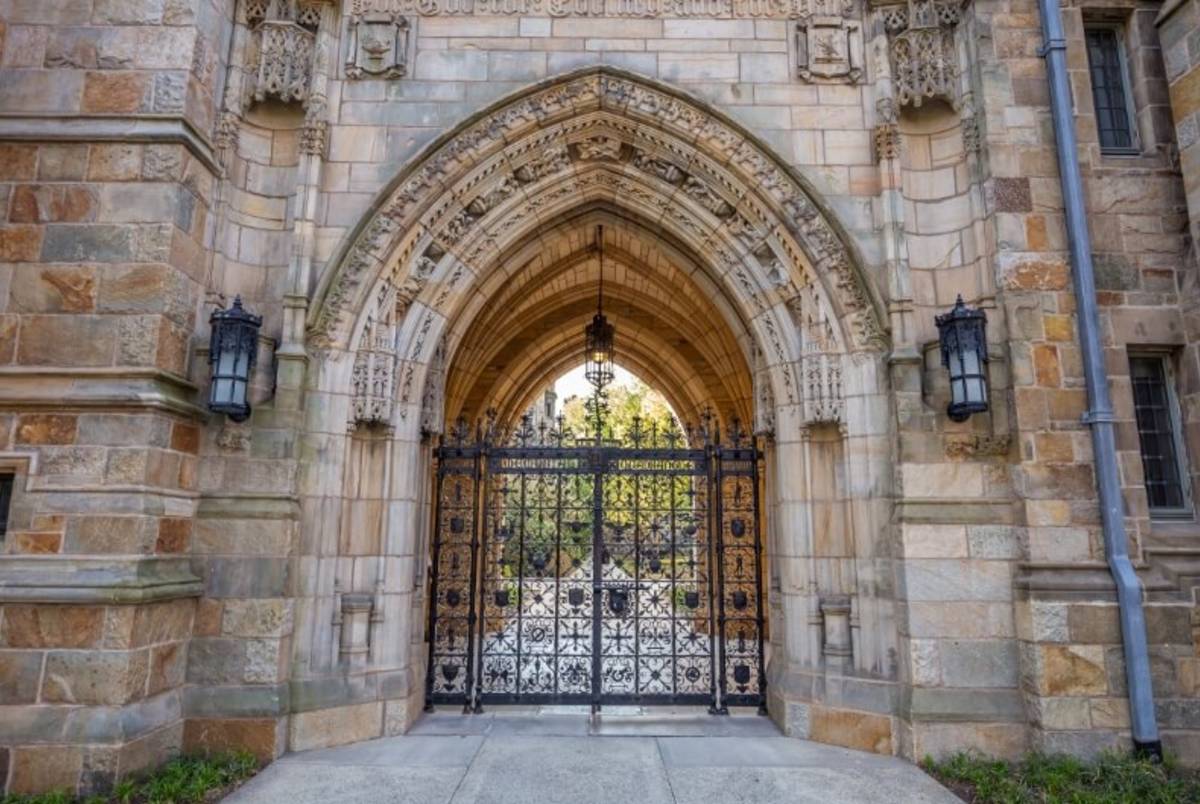 Yale gate 