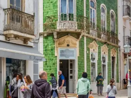 Study Abroad in Portugal (Universidade Europeia)