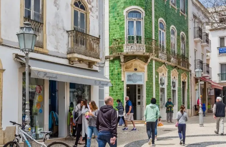 Study Abroad in Portugal (Universidade Europeia)