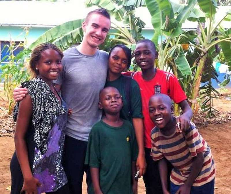 Working with Children in Kenya with Love Volunteers!