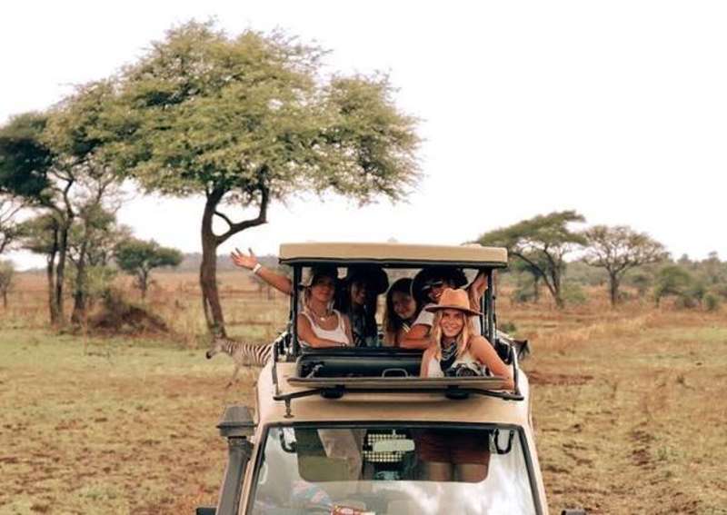 Volunteer in Tanzania with IVHQ