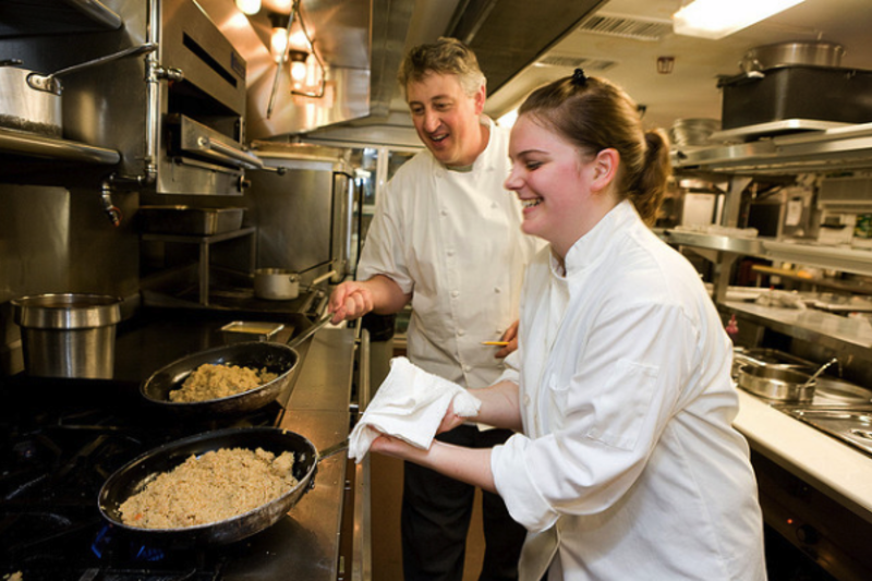 USA Summer and Winter Jobs - Placements Available Now! — photo 2
