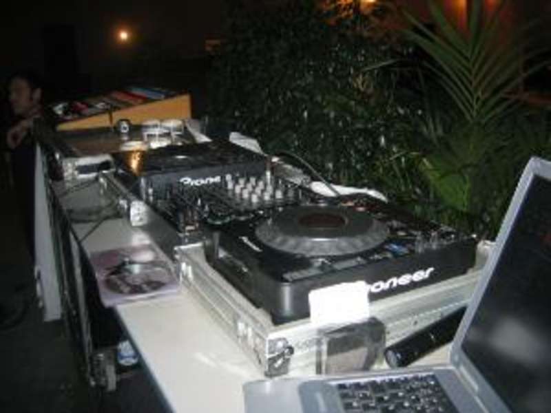 Mente Argentina: DJ Program (+Optional Spanish Classes) — photo 8