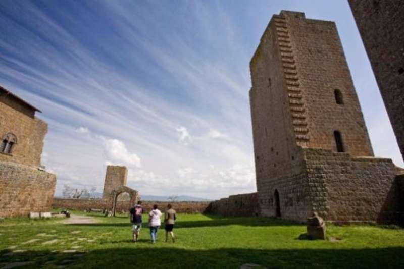 Tuscania