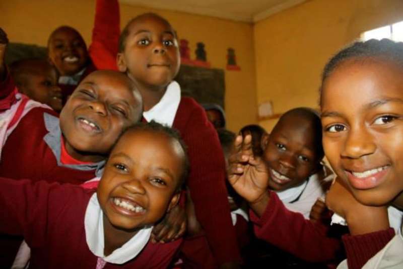 Teaching and Assisting in Schools in Mombasa, Kenya — photo 8
