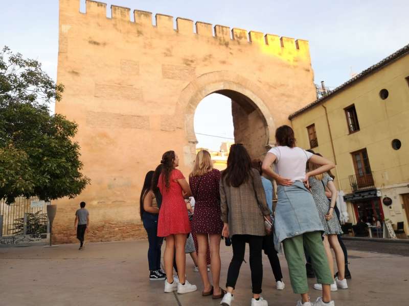 AIFS Abroad participants in Granada, Spain