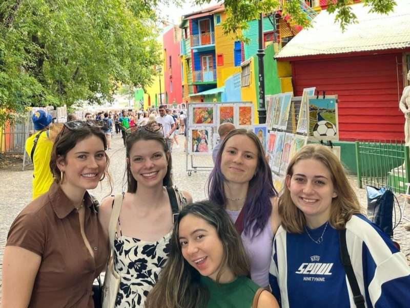 AIFS Abroad participants in La Boca, Buenos Aires, Argentina