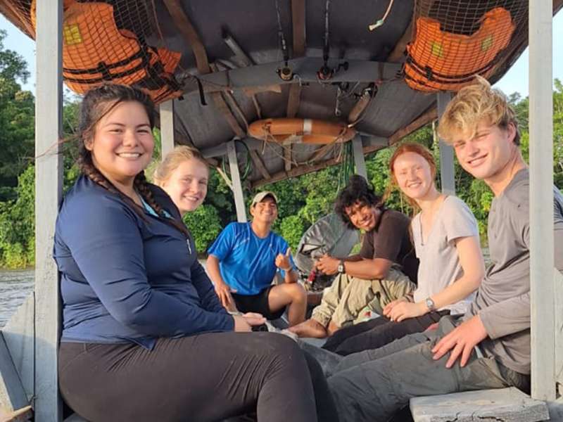 Amazon jungle conservation volunteering in Peru
