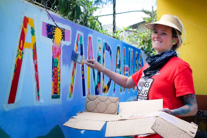 Atandahua mural painting internship arts design