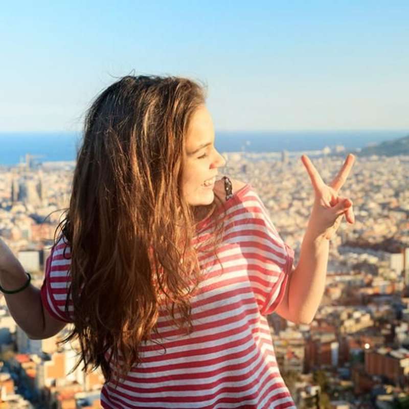 barcelona, spain, girl, peace sign