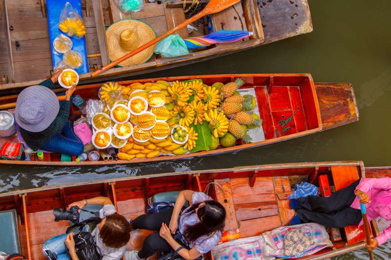 Beyond Floating markets tour