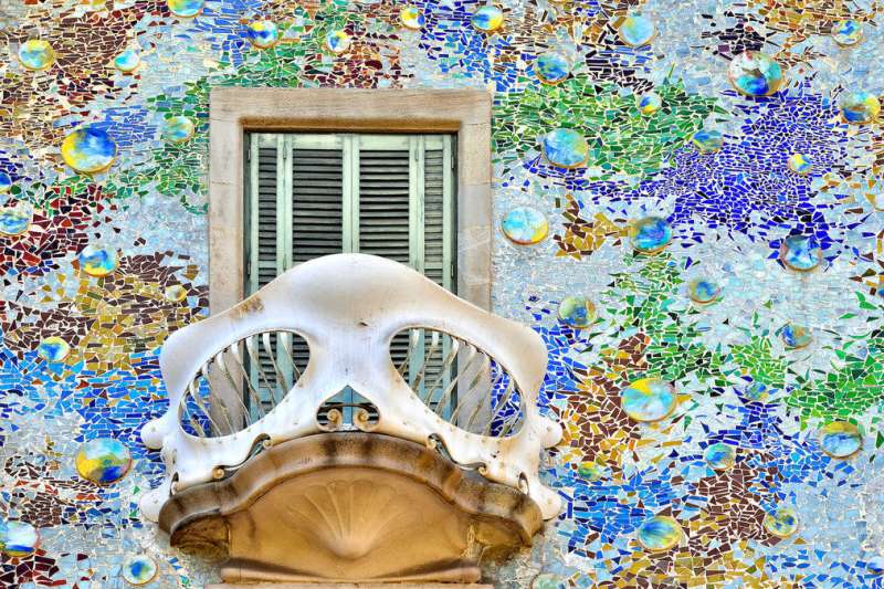 Beyond architecture & tapas tour