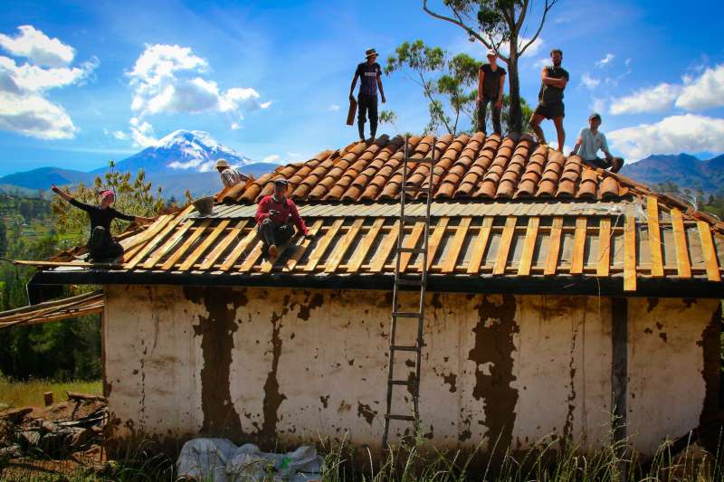 building renovation sustainable construction Ecuador internship