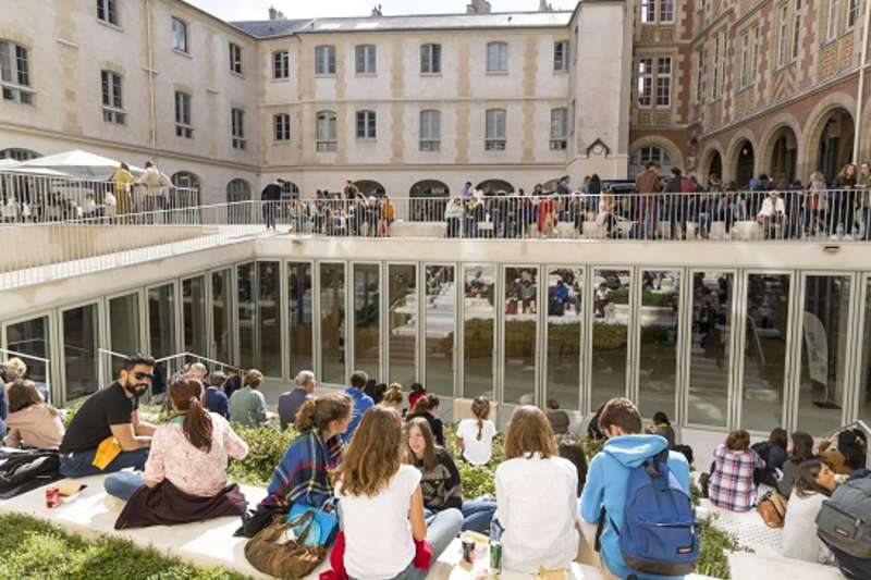 Campus