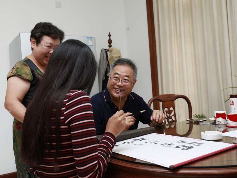 Chinese calligraphy lesson in Shanghai