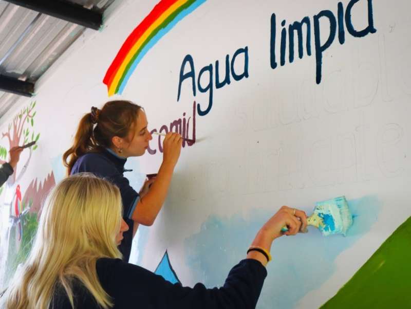 clean-water-mural-painting-school-wall-guaranda