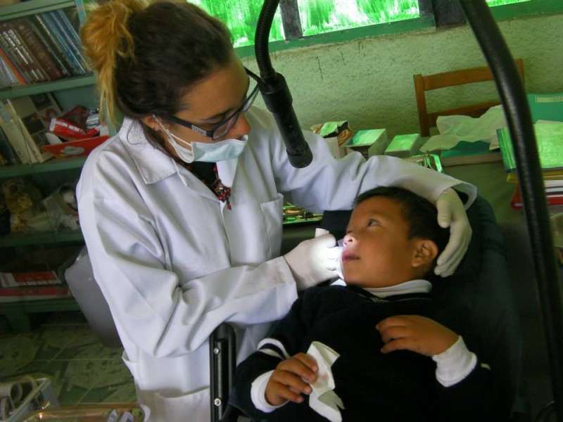 Dentist volunteer