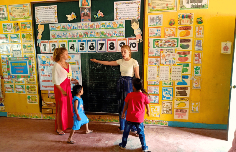 El Nido Childcare Volunteering