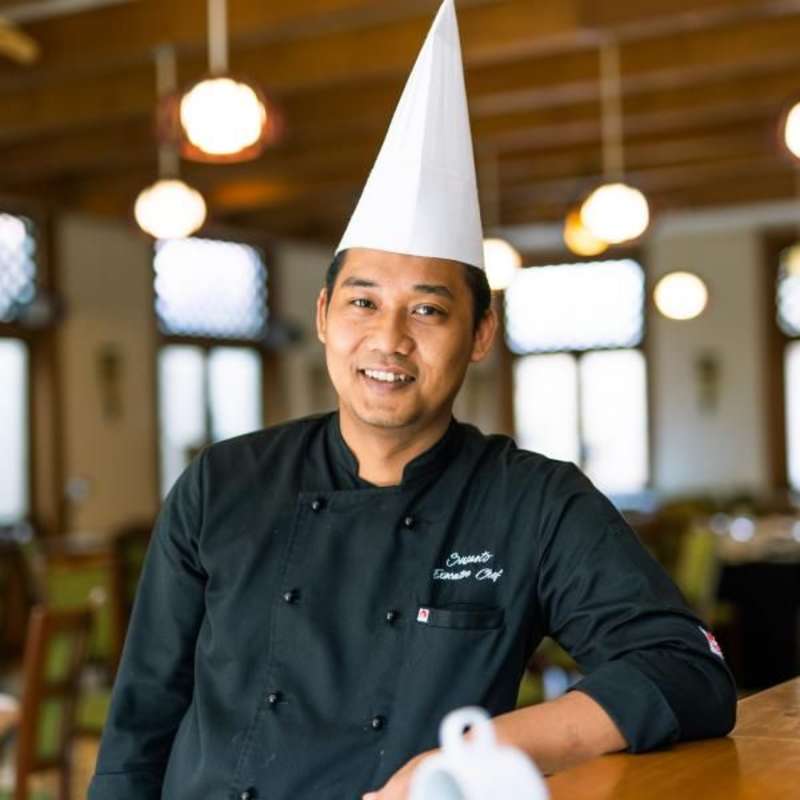 Restaurant Work Internship
