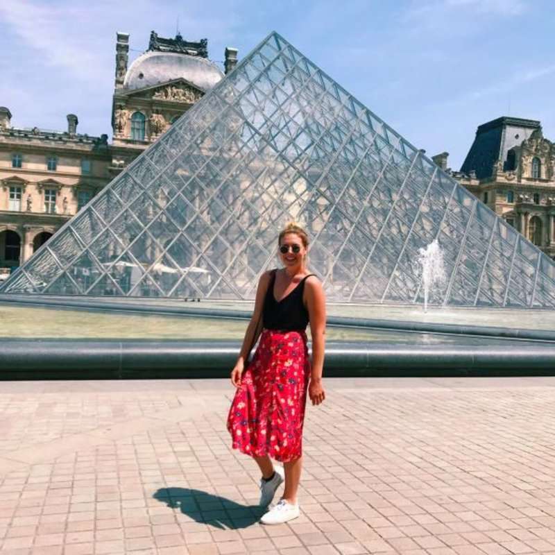 Get TEFL Certified & Teach English in France