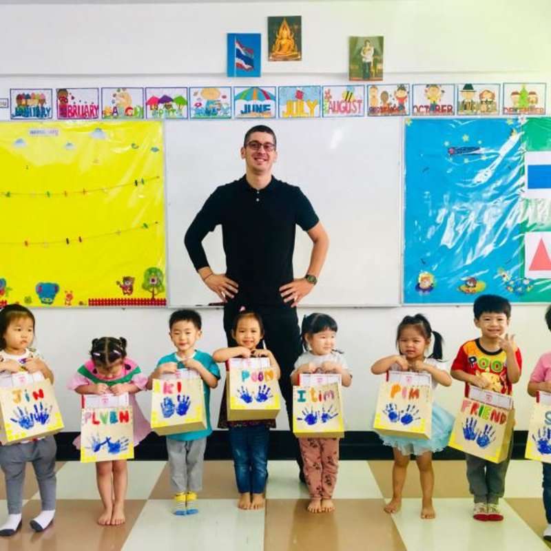 Get TEFL Certified & Teach English Abroad in Thailand