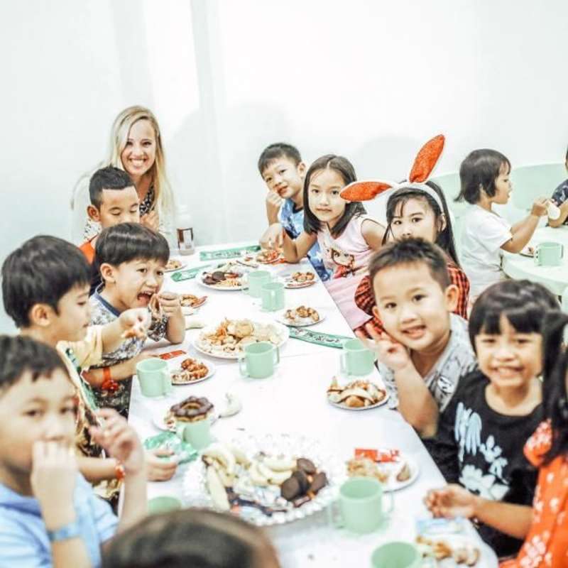 Get TEFL Certified & Teach English Abroad in Thailand