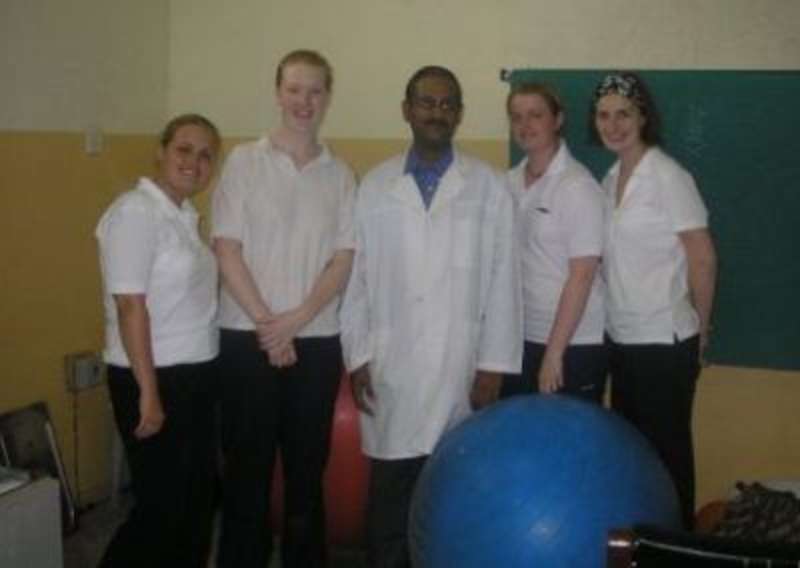 Physiotherapist intern with a doctor