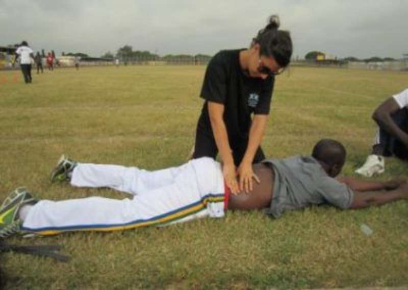 Intern Physiotherapy session on back
