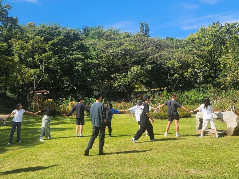 Group activity in Seoul park