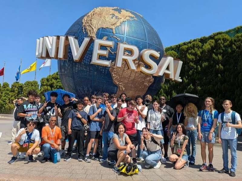 High school participants at Universal in Osaka